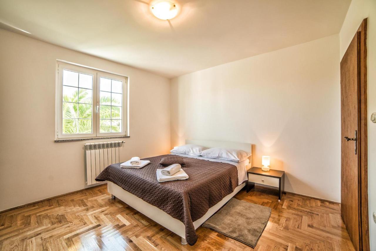 Apartments Ori Pula Eksteriør billede