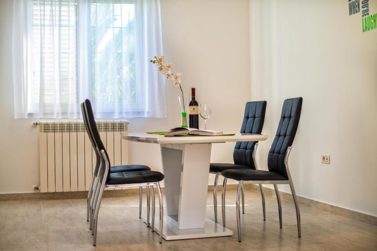 Apartments Ori Pula Eksteriør billede